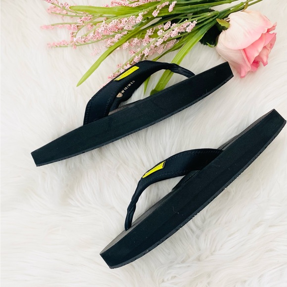 The Healing Sole Palmer Flip Flops - Picture 6 of 13